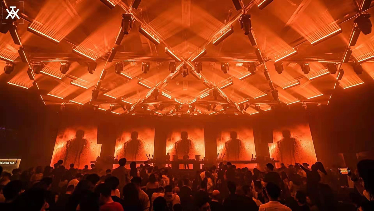 DJ-18x40W-Leahua-Wall-Wash-Wash-Head-Light- (4)